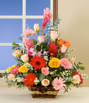 canasta de flores primaveral